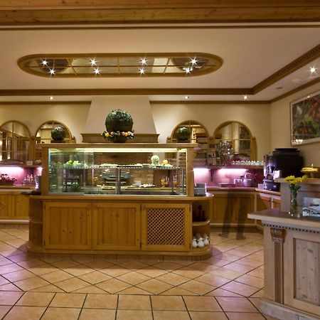 Hotel Speeter Weisenheim am Berg Luaran gambar