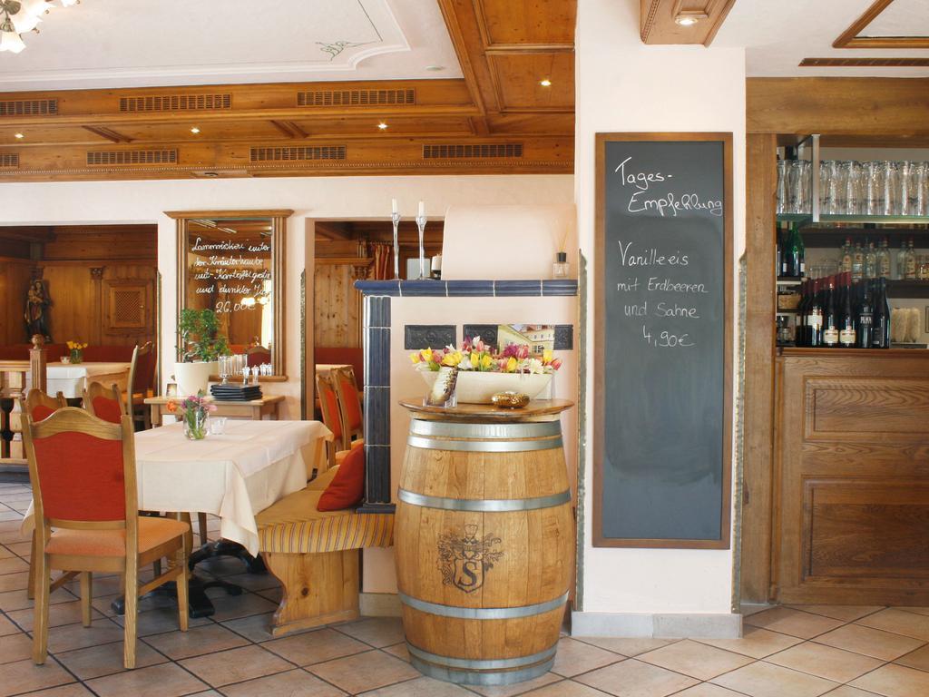 Hotel Speeter Weisenheim am Berg Luaran gambar